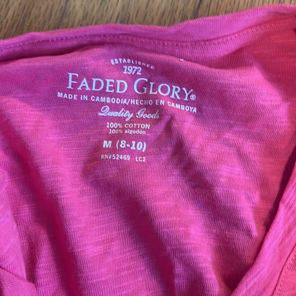 Pink top - Picture 3 of 3